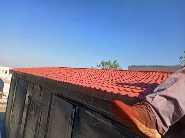 聚脲在屋顶瓦片的应用